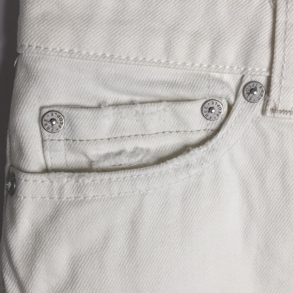 Free People Patched Up Ivory Mini Skirt 1E - Picture 6 of 6